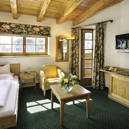 Hotel Zum Hirschen Zell am See