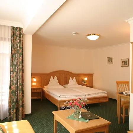 Zum Hirschen Hotel