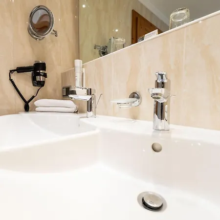 Zum Hirschen Zell Am Ξενοδοχείο Τσελ αμ Ζέε