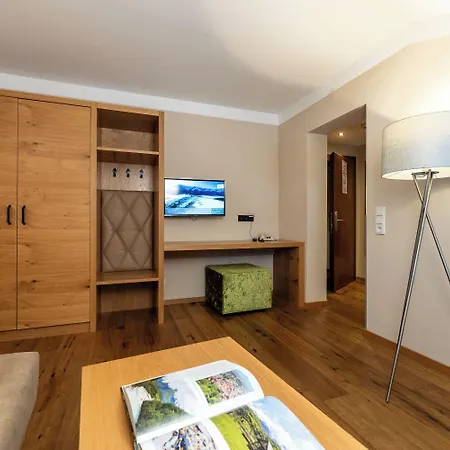 Zum Hirschen Zell Am 4* زيل أم سي