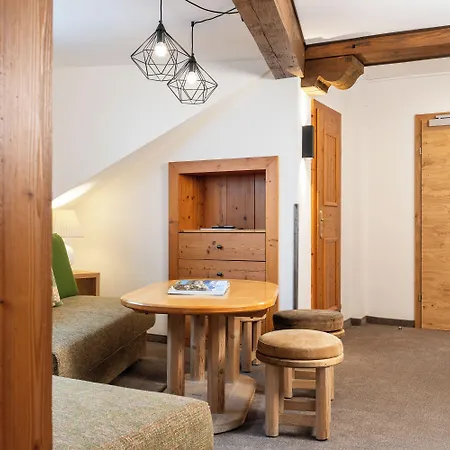 فندق Zum Hirschen Zell Am 4*