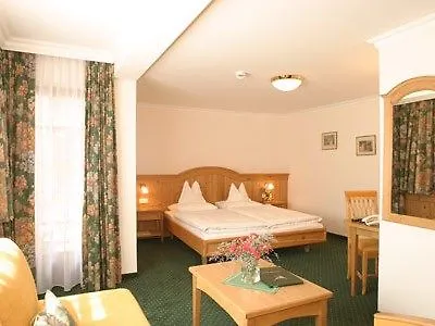 Hotel Zum Hirschen Zell am See