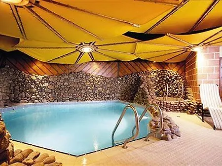 Hotel Zum Hirschen 4*