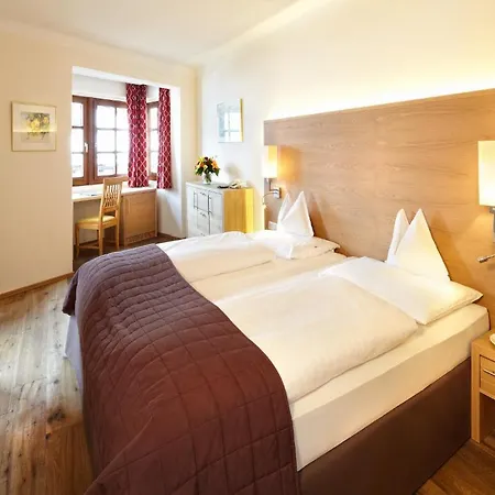 Zum Hirschen 4* Zell am See