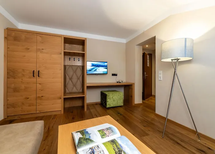 Zum Hirschen Zell Am 4*