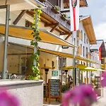 Hotel Zum Hirschen Zell Am 4*