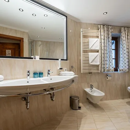 Hotell Zum Hirschen Zell Am