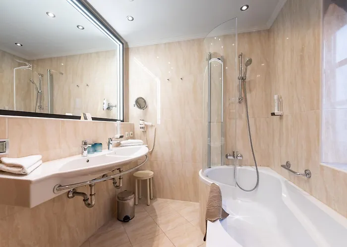 Otel Zum Hirschen Zell Am 4*